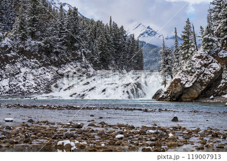 Bow Falls Viewpoint in snowy winter. Banff National Park Bow River scenic, Canadian Rockies. 119007913
