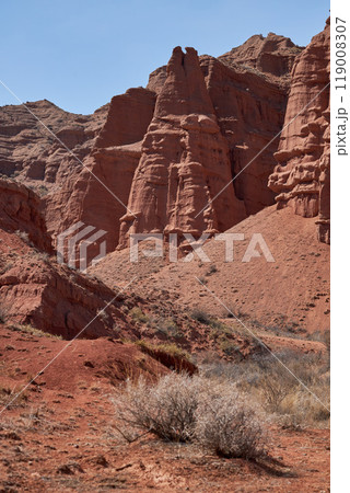 Konorchek canyon, sheer cliffs subject to erosion, travel destination, famous landmark Kyrgyzstan, Central Asia 119008307
