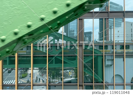 秋葉原風景・総武線昌平橋【東京都千代田区】 秋葉原風景・総武線昌平橋【東京都千代田区】 119011048
