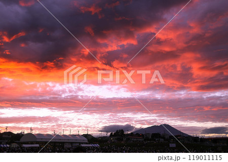 岩手山と盛岡どんぱ会場 119011115