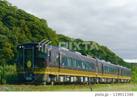 はなあかり営業一番列車 119011386