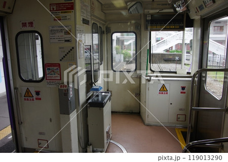 北条鉄道 フラワ2000形車内(北条町駅) 北条鉄道 フラワ2000形車内(北条町駅) 119013290