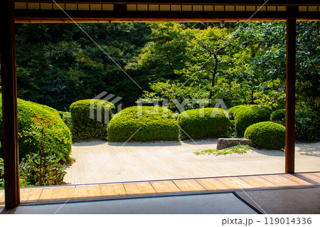 【京都風景】詩仙堂　落ち着きのある庭 119014336