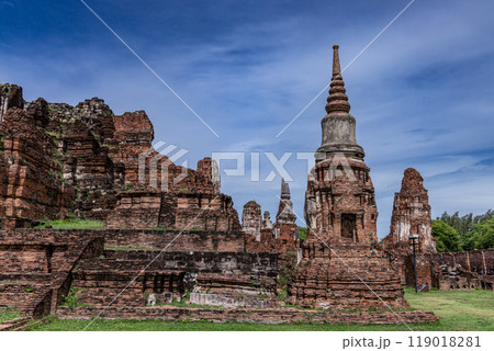 アユタヤ歴史公園散策 119018281