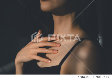 若い女性のビューティーポートレート 119019375