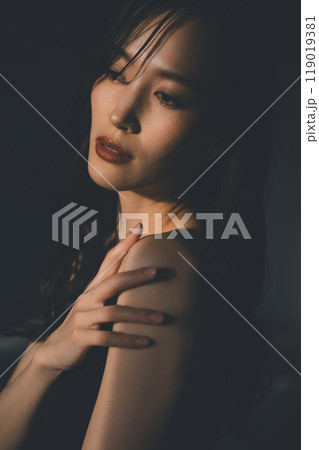 若い女性のビューティーポートレート 若い女性のビューティーポートレート 119019381