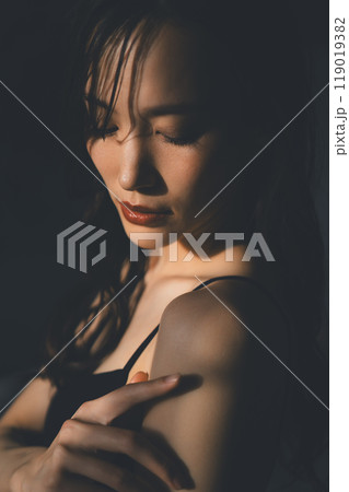 若い女性のビューティーポートレート 若い女性のビューティーポートレート 119019382