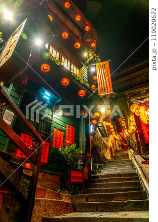 台湾の九份 119020672