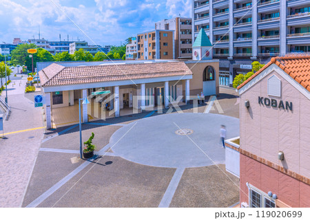 日本の横浜都市景観 横浜市営地下鉄グリーンライン 北山田駅などを望む 日本の横浜都市景観 横浜市営地下鉄グリーンライン 北山田駅などを望む 119020699