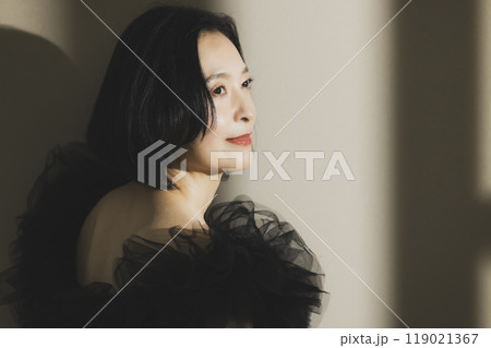 ミドル女性のビューティイメージ ミドル女性のビューティイメージ 119021367