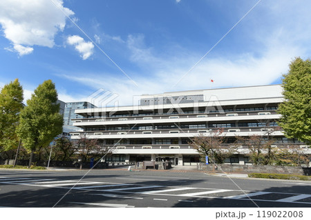 国立国会図書館　東京都千代田区永田町　秋 119022008