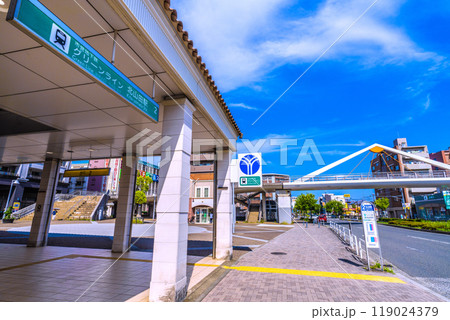 日本の横浜都市景観 横浜市営地下鉄グリーンライン 北山田駅などを望む 119024379
