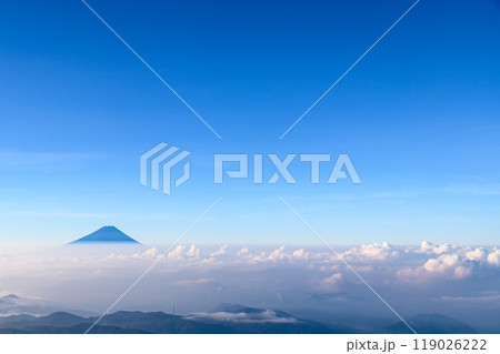 雲海と富士山の絶景・金峰山展望 119026222
