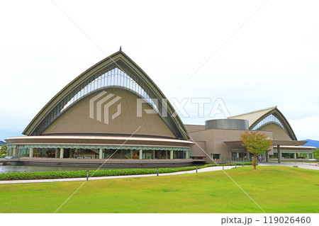 福井県福井市、ハーモニーホールふくいの風景 119026460