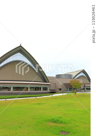 福井県福井市、ハーモニーホールふくいの風景 福井県福井市、ハーモニーホールふくいの風景 119026461