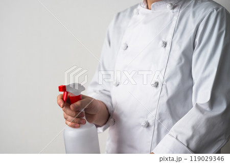 料理人の男性 119029346