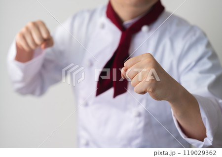 料理人の男性 料理人の男性 119029362