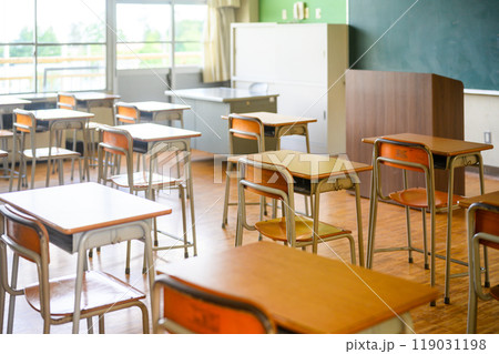 学校の教室 学校の教室 119031198