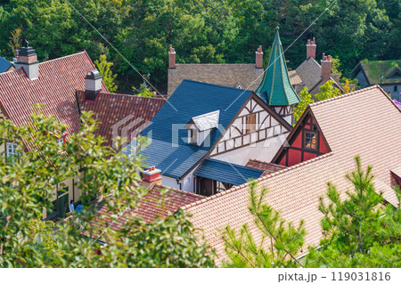 愛・地球博記念公園、「魔女の谷のみえる展望台」からの風景〈愛知県長久手市〉 愛・地球博記念公園、「魔女の谷のみえる展望台」からの風景〈愛知県長久手市〉 119031816