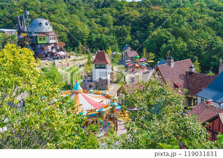 愛・地球博記念公園、「魔女の谷のみえる展望台」からの風景〈愛知県長久手市〉 愛・地球博記念公園、「魔女の谷のみえる展望台」からの風景〈愛知県長久手市〉 119031831