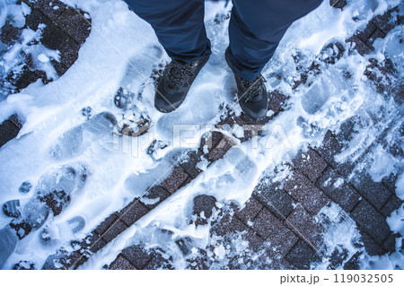 寒い冬のイメージ 寒い冬のイメージ 119032505