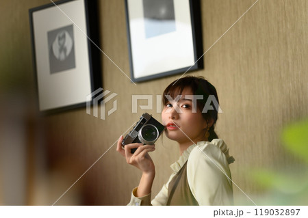 カメラ女子 119032897