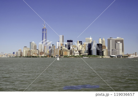 Manhattan skyline, New York City, USA 119036657