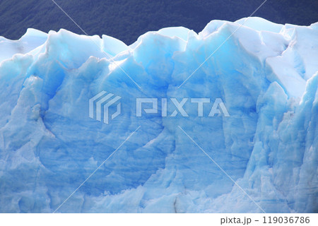 パタゴニアの氷河　アルゼンチン 119036786