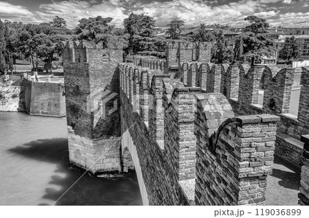 Castelvecchio Bridge, aka Scaliger Bridge in Verona, Italy 119036899