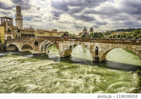 Ancient Roman Bridge called Ponte di Pietra in Verona, Italy Ancient Roman Bridge called Ponte di Pietra in Verona, Italy 119036938