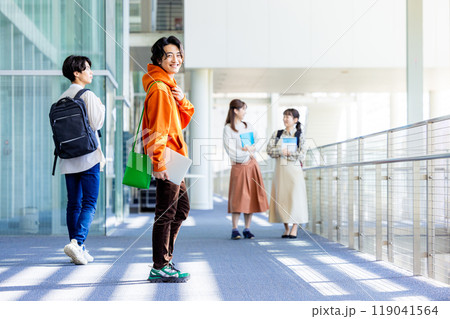 大学生　大学 119041564