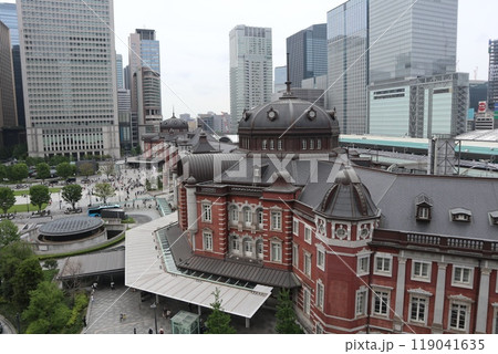 KITTEガーデンから眺める東京駅丸の内の風景 KITTEガーデンから眺める東京駅丸の内の風景 119041635