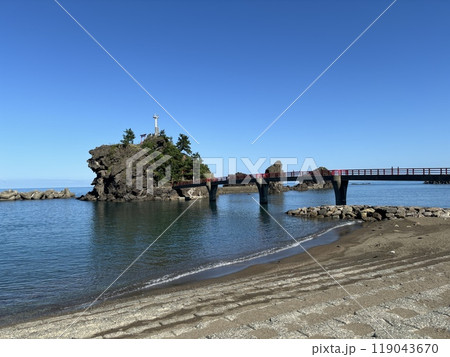 糸魚川市　弁天岩 119043670