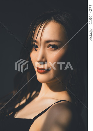 30代女性のエイジングケア 119044277