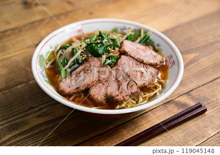 ニラもやしチャーシュー麵 119045148