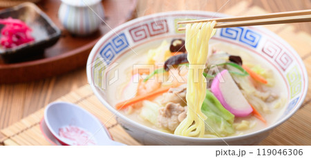 具材たっぷりの ちゃんぽん 119046306