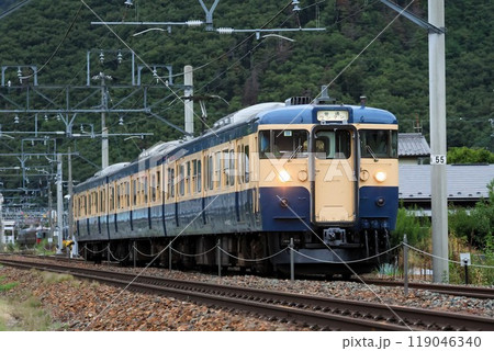 【しなの鉄道】115系1000番台〜横須賀色〜（しなの鉄道線：戸倉〜坂城） 119046340