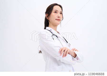 女医 医療従事者 医者 ドクター 薬剤師 看護師 女医 医療従事者 医者 ドクター 薬剤師 看護師 119046608