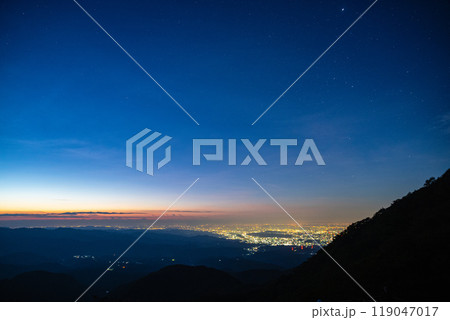 赤城山・鳥居峠からの夜明け 119047017