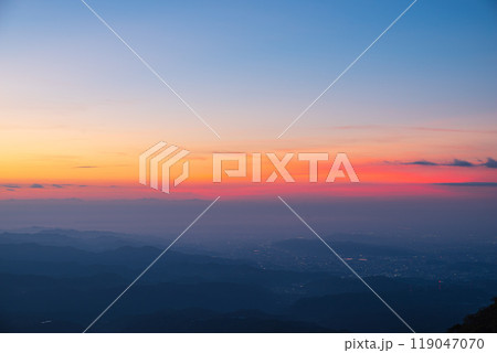 赤城山・鳥居峠からの夜明け 赤城山・鳥居峠からの夜明け 119047070