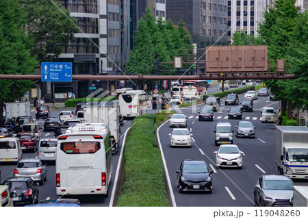 西新宿・甲州街道の交通【都市イメージ】 西新宿・甲州街道の交通【都市イメージ】 119048260