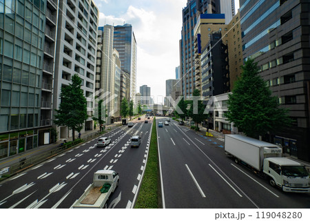 西新宿・甲州街道の交通【都市イメージ】 119048280