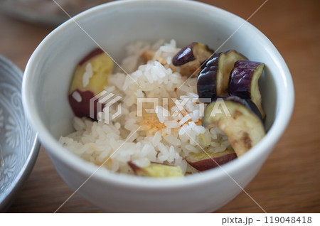 さつまいもごはんと茄子の浅漬け さつまいもごはんと茄子の浅漬け 119048418