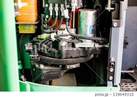 リーチ式フォークリフト　年次点検 119049310