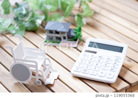 介護リフォームイメージ　バリアフリー　補助金　費用 119055368