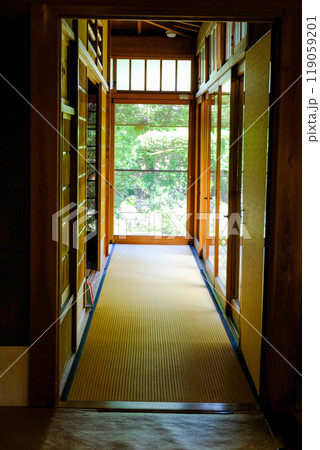 京都の旧家の屋内風景 京都の旧家の屋内風景 119059201