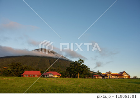 日本の鳥取県のとても美しい大山 日本の鳥取県のとても美しい大山 119061581