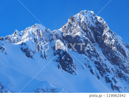 冬の中央アルプス・宝剣岳 119062842