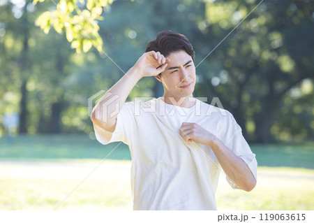 男性ポートレート 119063615