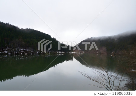 JR東日本磐越西線の野沢駅から津川駅までの早朝風景(2022年12月) JR東日本磐越西線の野沢駅から津川駅までの早朝風景(2022年12月) 119066339